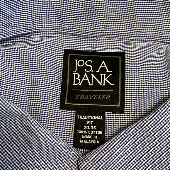 Jos. A. Bank Big Mens Blue and White check TravelerCollection Button-Down Shirt - Picture 2 of 4